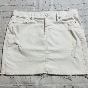 LOFT White Denim Mini Skirt Size 10 30 Straight Stretch Raw Hem Distressed